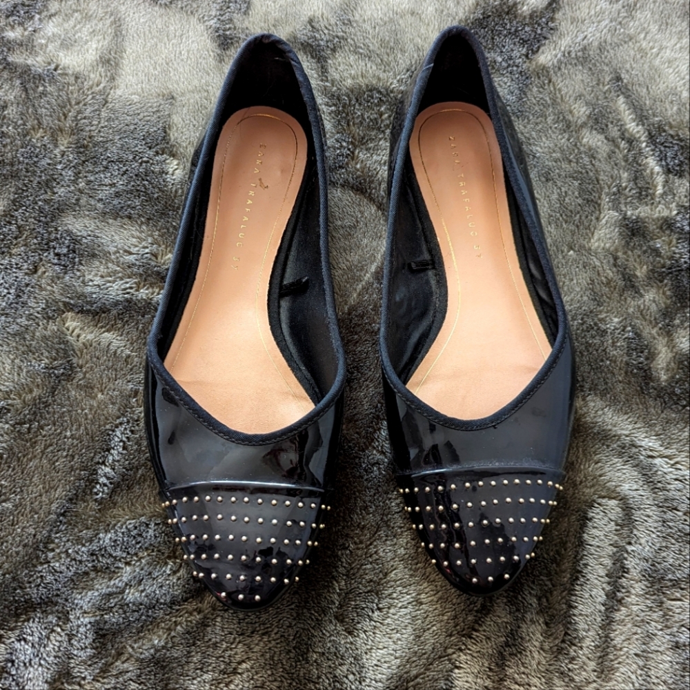 Shiny Black Flats with Sparkle Toe